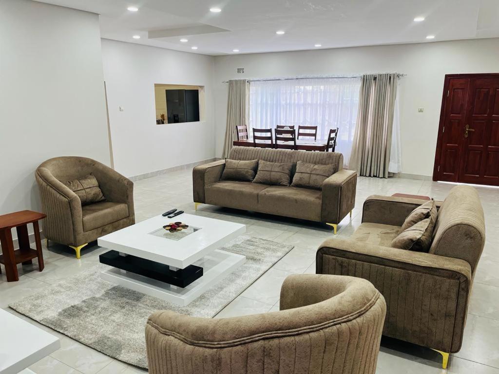 Elisheva Apartment Ndola Exterior photo